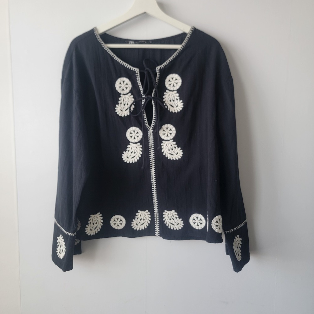 Zara Black Women's Embroidered tie front Top size L long sleeve